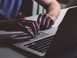 AI算力爆發：模擬晶片廠迎黃金機遇，英飛凌、意法半導體、安森美搶攻AI電源市場，數據中心供電技術革新